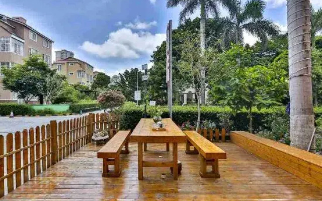 Beihai Xiaobeijing Villa Hotel (Qiaogang Customs Street Branch)