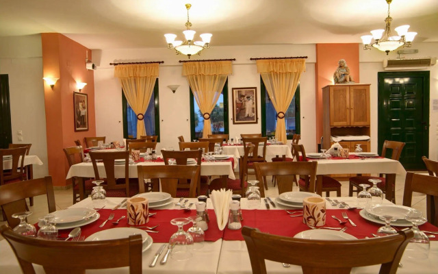 Hotel Asteras Paradise