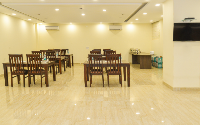 Hotel D'Capitol Delhi Airport