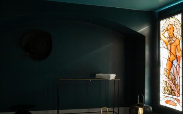 Love Hotel a Paris - Adults Only