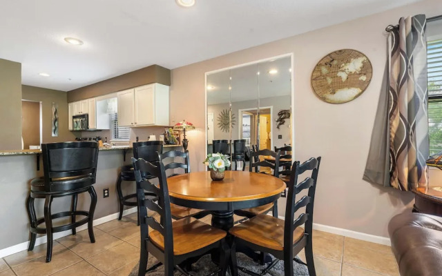 The Tee Shot - Condo for 4