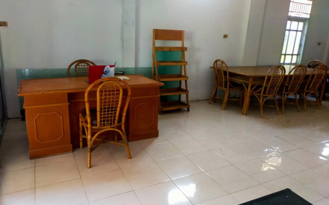 Ombai Guest House 27 Syariah RedPartner