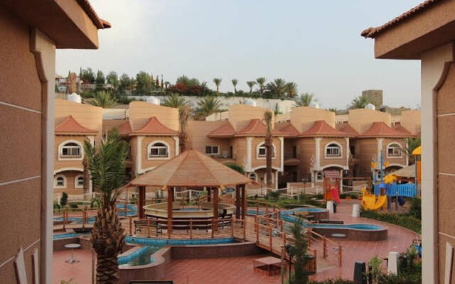 Meral Oasis Resort For Hotel Villas