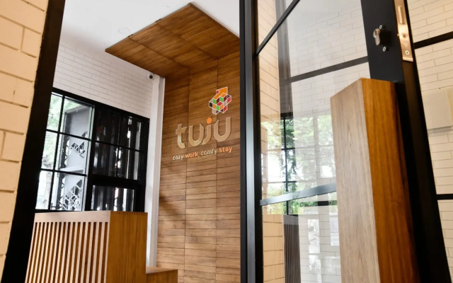 Tuju Arteri Pods