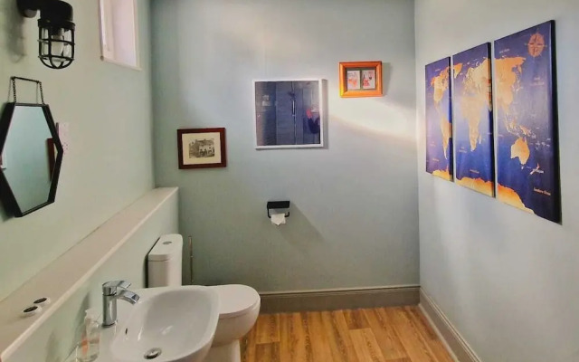 OYO The Victorian Tap B&B