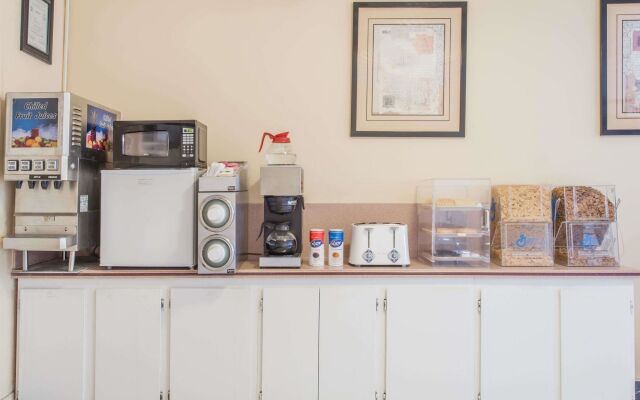 Knights Inn Virginia Beach at Lynnhaven Pkwy