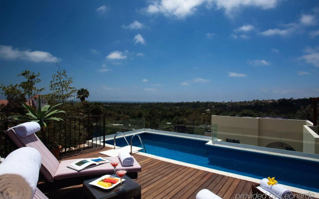 Guaycura Boutique Hotel Beach Club & Spa