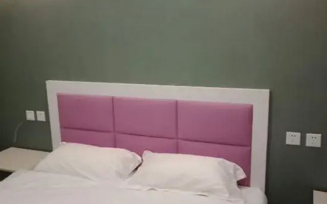 Hebi Xingyu Business Hotel