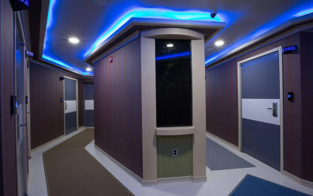 MJ Hotel