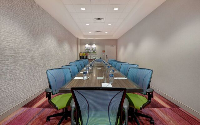 Home2 Suites by Hilton Lakewood Ranch