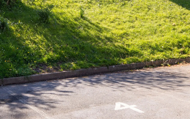 Ty Hapus - Close to Beach and Town