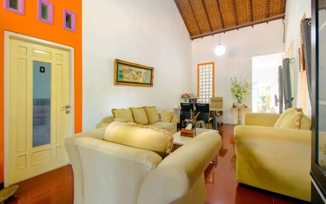 OYO 1355 Griya Wismono Homestay