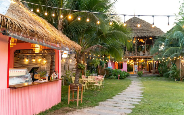 The Sea - Cret Hua Hin