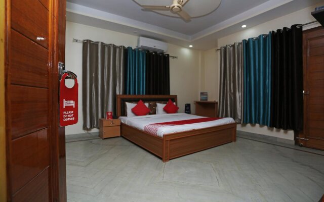 OYO Rooms Ghaziabad Railway Station 2