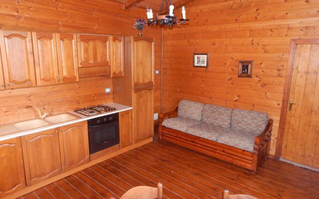 Bungalow With Garden in the Countryside of Rome