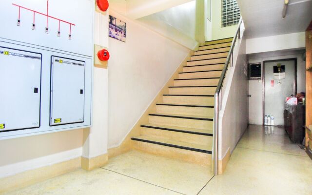OYO 335 Top Inn Khaosan