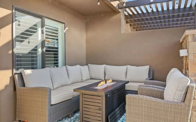 Suncliff Retreat By Redawning