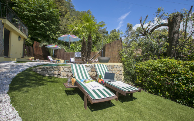 Villa Monte Enrico - Pool And Whirlpool