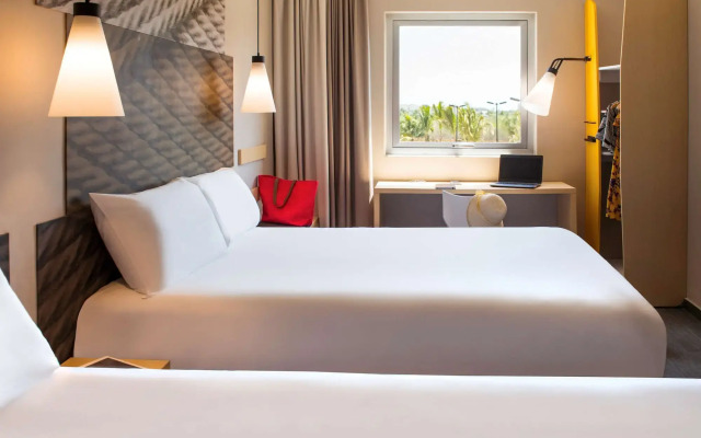ibis Mazatlán Marina