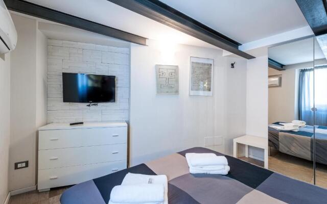 IREX Tevere Sant Angelo private apartment