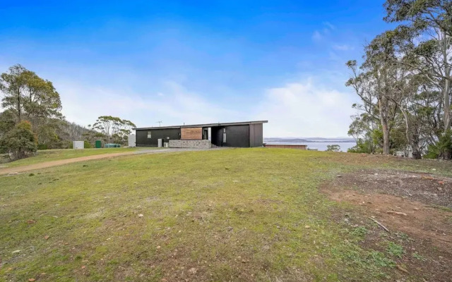 The Outlook on Mount Louis – 2 Bedroom