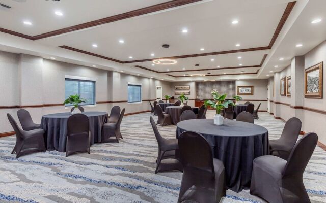 Holiday Inn Express Hotel & Suites Sulphur Springs