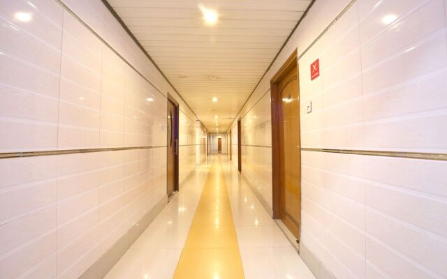 Capital O 4963 Hotel Inderprasth