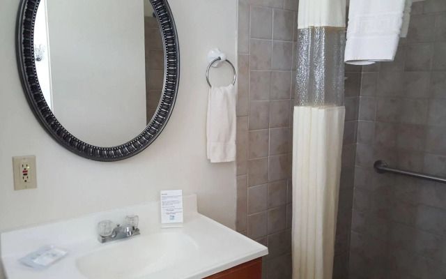 Hontoon Landing Resort & Marina