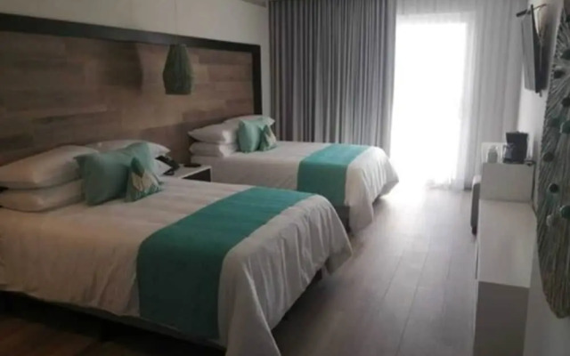 Oceana Resort & Conventions - All Inclusive