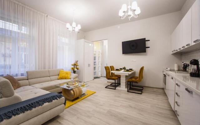 Wonderful 2 bedroom Central Apartment