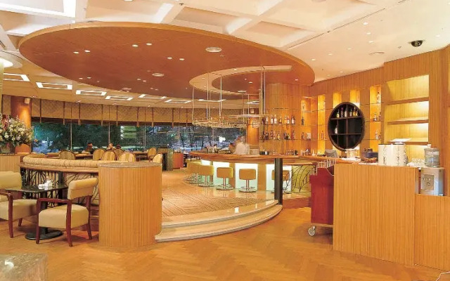 Ellui Hotel
