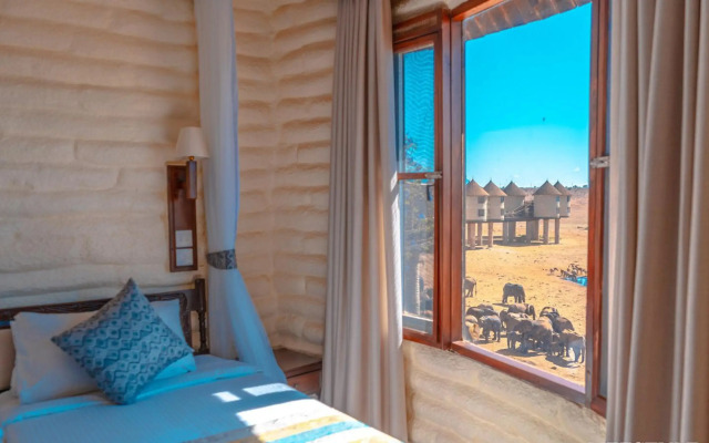 Salt Lick Safari Lodge