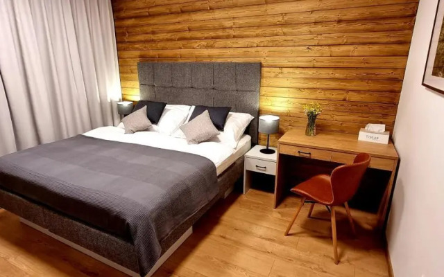 Monte Amnis Apartment
