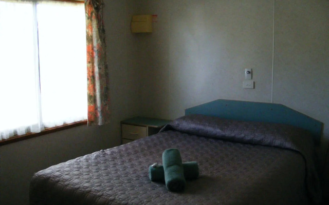 Cobar Caravan Park