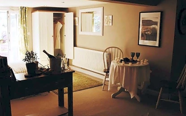Glanmor Garden Apartment