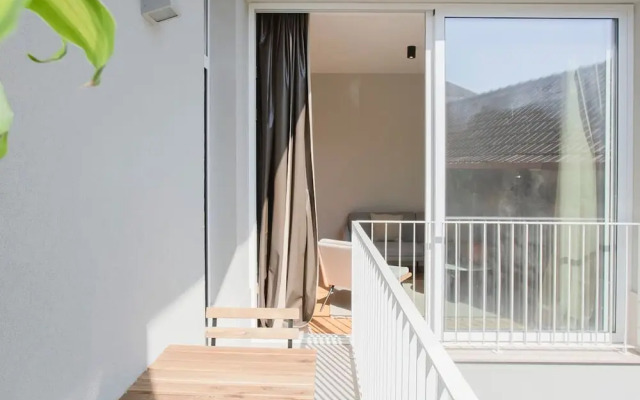 Liiiving in Porto - Art Design Apartment II