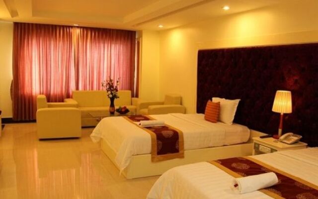 Yolanda Hotel 宝华精品酒店(金边)