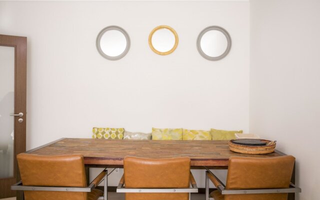 B04 - Luxury 2 Bed with Top Terrace Pool