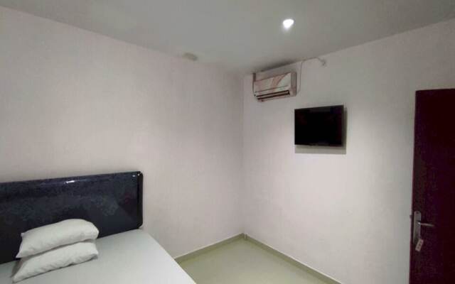 Hotel O Wisma Syariah Dian Near Pare-pare