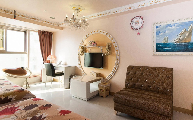 Gwawa Hotel