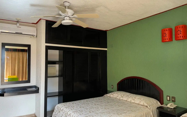 Suites Los Arcos