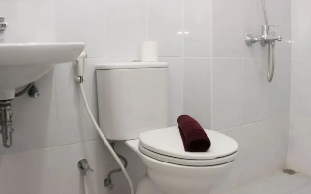 Homey And Cozy Stay Studio Apartment At Patraland Urbano