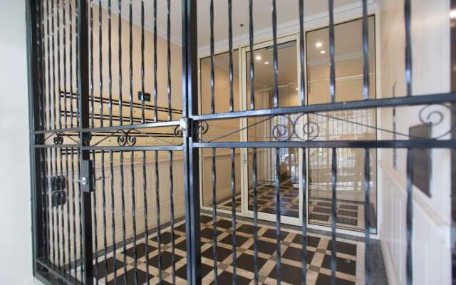 1 Exhibition Apartment Hotel