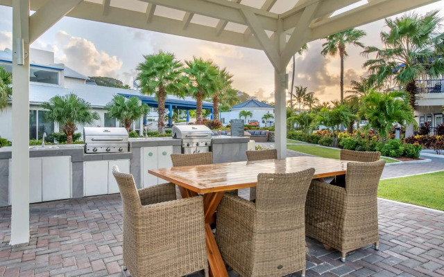 Hilton Vacation Club Flamingo Beach St. Maarten