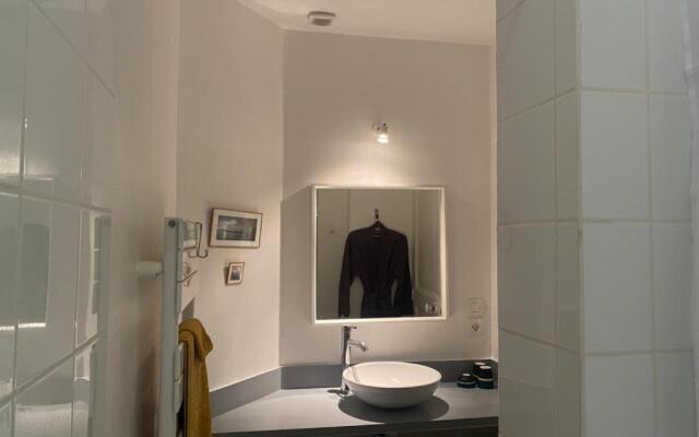 Bel Appartement 115m2 vue mer les pieds dans l'eau