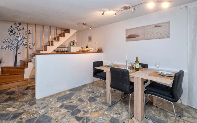 House Darina