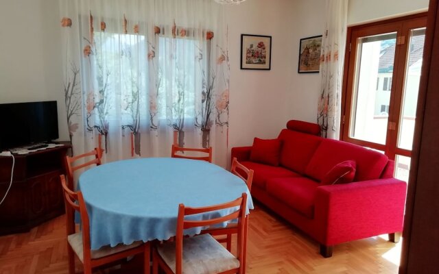 Apartment With Shared Garden, 400 Metres From Lake Caldonazzo