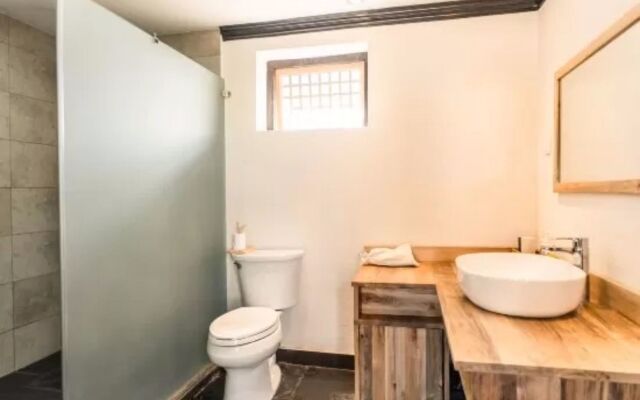 Dengfeng Qingjing Courtyard Hotel