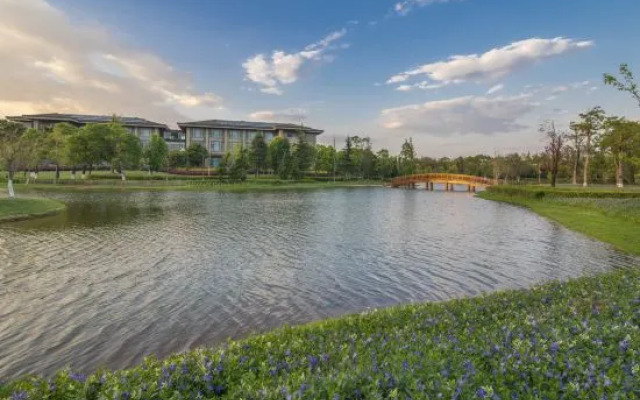 Haigeng Garden Hotel