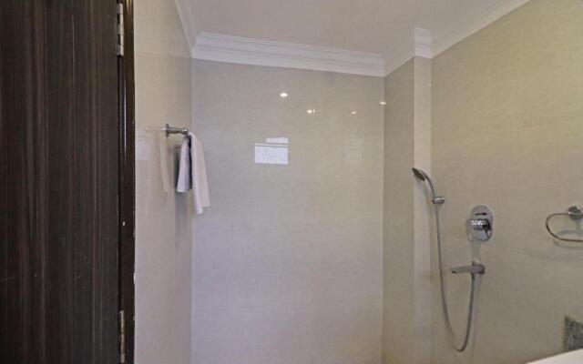 Hotel Almora Near Delhi Airport